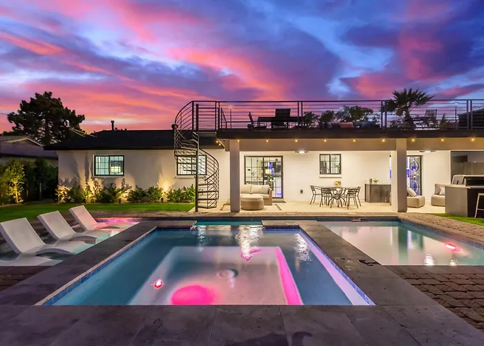 The Sundancer Custom Retreat Holiday home Scottsdale